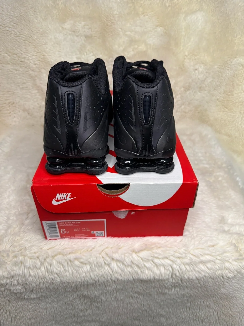 New in Box - Size 6Y Black Nike Shox